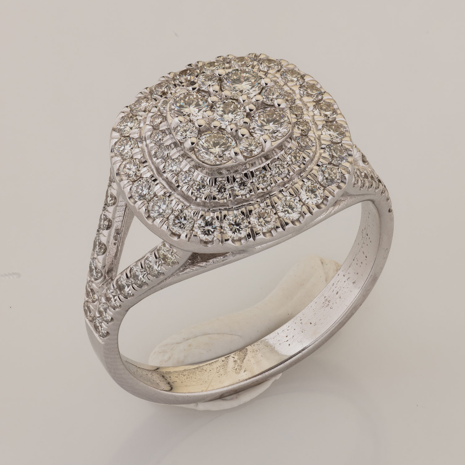 ריטוש צילומי טכשיטים